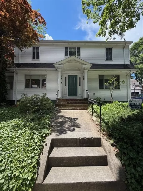 4 Van Ness Rd, Belmont, MA 02478