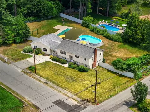 11 Barbara D Ln, Tewksbury, MA 01876