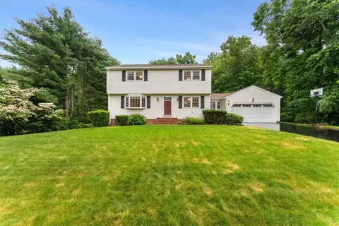 9 Carolyn Dr, Westborough, MA 01581
