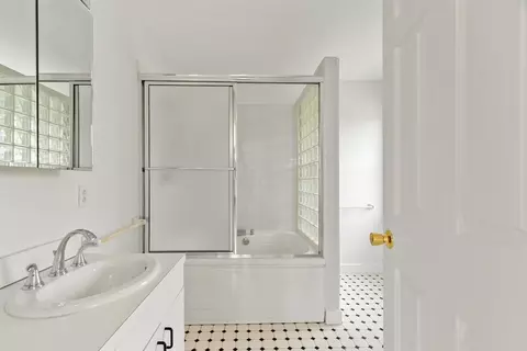 Bath - 45 Willow Rd, Nahant, MA 01908 photo 1 of 3