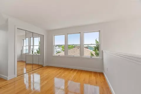 Bedroom - 45 Willow Rd, Nahant, MA 01908 photo 1 of 8