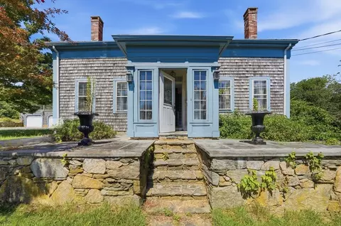126 Lucy Little Rd, Dartmouth, MA 02747