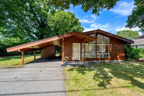 129 Milk St, Westborough, MA 01581