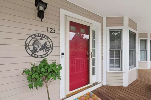 123 Bellwood Cir #123, Bellingham, MA 02019