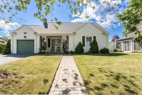 111 Mount Vernon Ave, Somerset, MA 02726