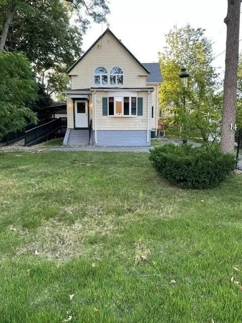 14 Dodge St, Malden, MA 02148