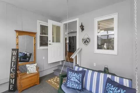 23 Mountainview St, Chicopee, MA 01020 photo 2