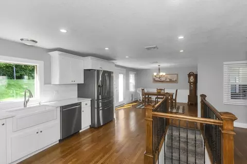 23 Mountainview St, Chicopee, MA 01020 photo 7