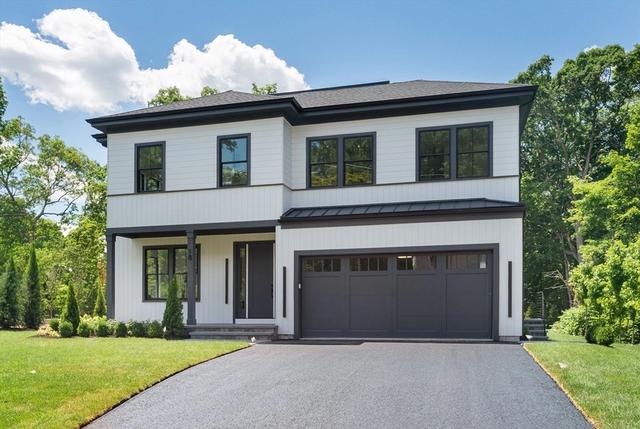 18 Rockland St, Wellesley, MA 02481