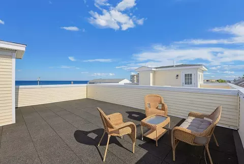 11 Railroad Ave #B6, Salisbury, MA 01952