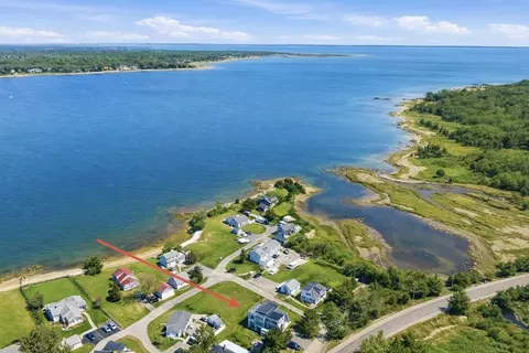 1 Starboard Way, Mattapoisett, MA 02739