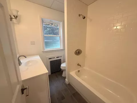 Bath - 48 Tuttle St, Fall River, MA 02724 photo 1 of 1