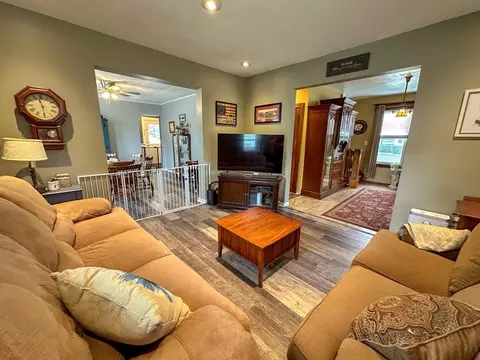 573 White St, Springfield, MA 01108 photo 19