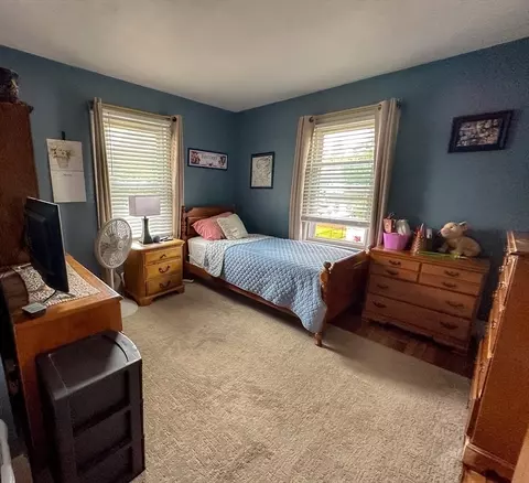 573 White St, Springfield, MA 01108 photo 25