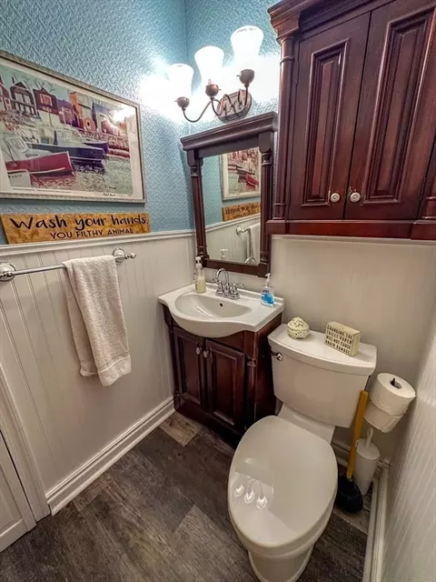 573 White St, Springfield, MA 01108 photo 11