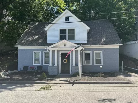 24 Proctor St, Worcester, MA 01606