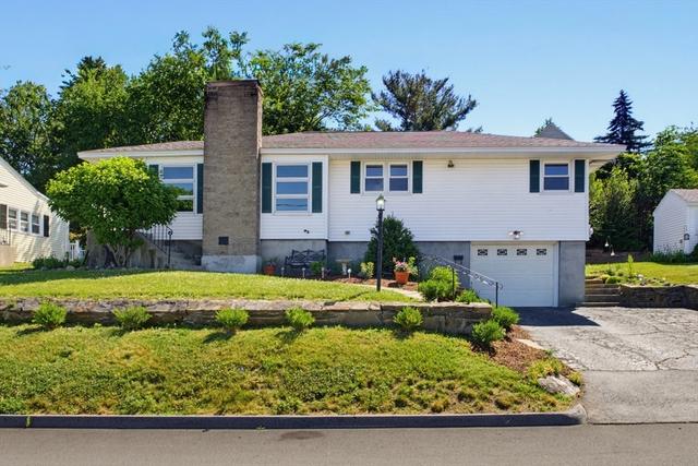 4 Marmion Ave, Worcester, MA 01606