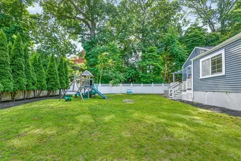 46 Windsor Rd, Stoneham, MA 02180 photo 32