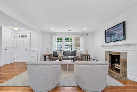 46 Windsor Rd, Stoneham, MA 02180 photo 7