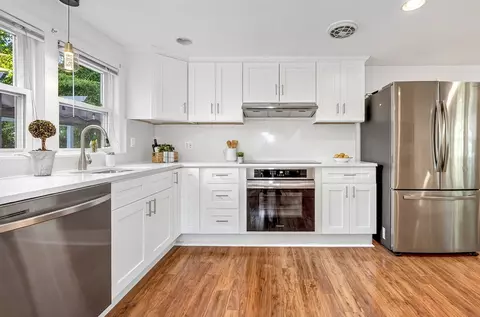 46 Windsor Rd, Stoneham, MA 02180 photo 10