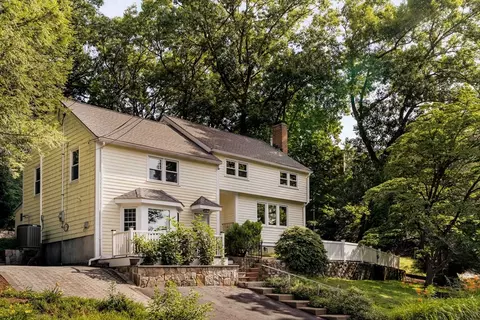 119 Ridge St, Arlington, MA 02474