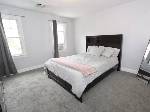 Bedroom - 7 Chevy Chase Rd, Worcester, MA 01606 photo 3 of 4