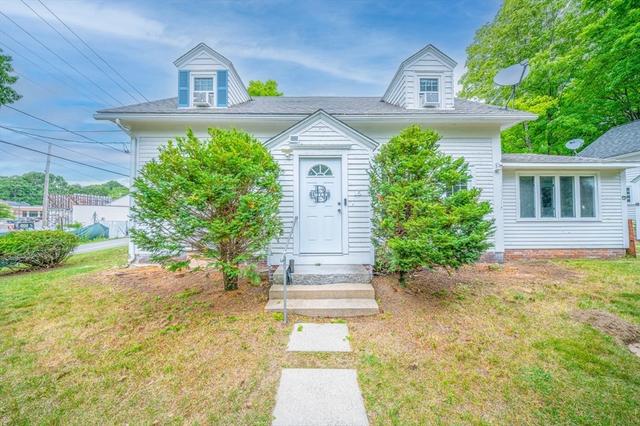 15-17 Pleasant St, Lunenburg, MA 01462