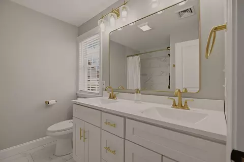 8 Princeton Cir, Fall River, MA 02724 photo 24