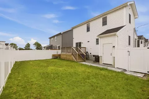 8 Princeton Cir, Fall River, MA 02724 photo 37
