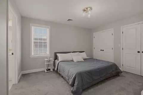 8 Princeton Cir, Fall River, MA 02724 photo 22