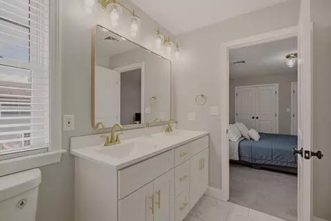 8 Princeton Cir, Fall River, MA 02724 photo 23