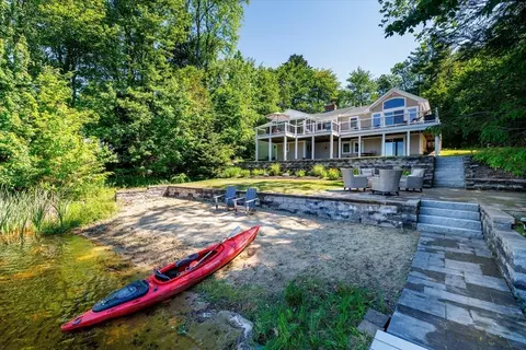 19 Spruce Dr, Ashburnham, MA 01430 photo 2