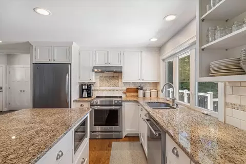 19 Spruce Dr, Ashburnham, MA 01430 photo 5