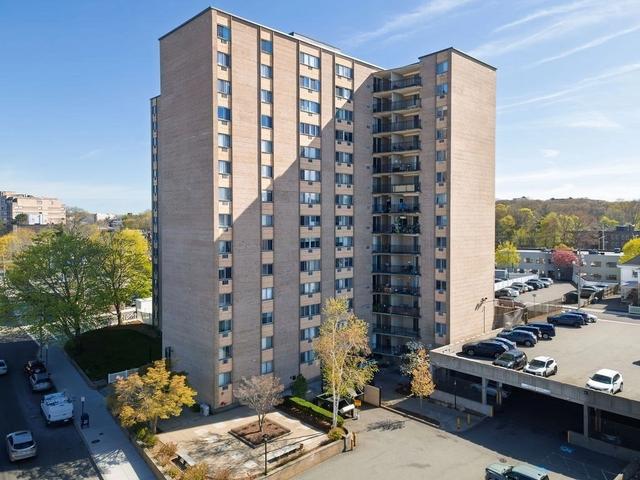 1025 Hancock St #4J, Quincy, MA 02169
