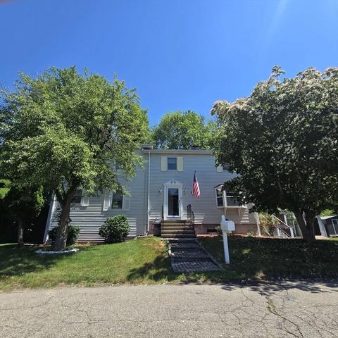 10 Wilbur Ave, Brockton, MA 02302