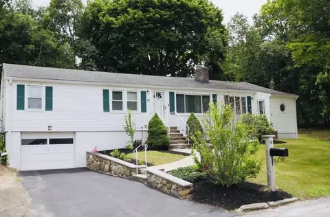36 Mary Lou St, Methuen, MA 01844