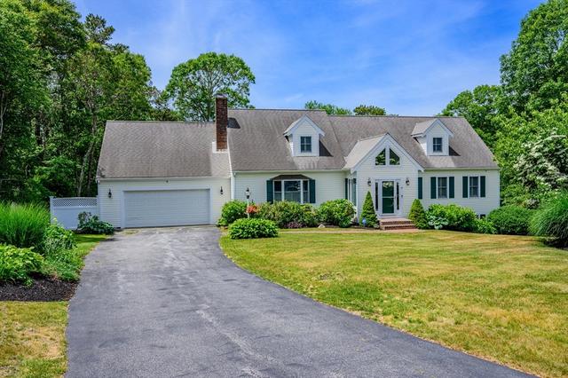 29 Water View Cir, Centerville, MA 02632