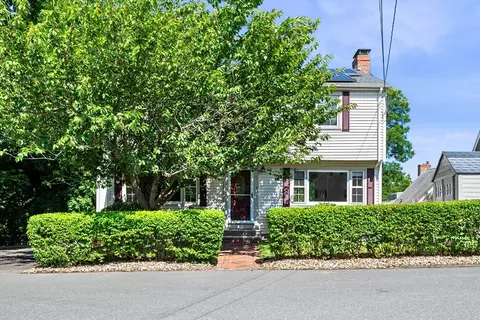 55 Dibble Rd, Lynn, MA 01904