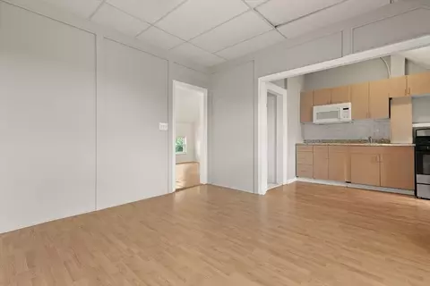 Living - 23-27 Ash St, Fall River, MA 02724 photo 2 of 10