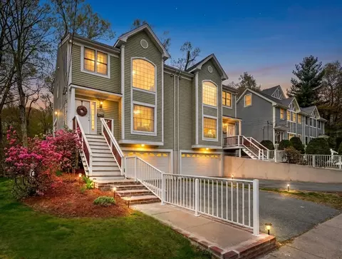 58-60 Tanglewood #58, Newton, MA 02459