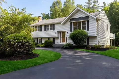 73 Highland St, Easton, MA 02375