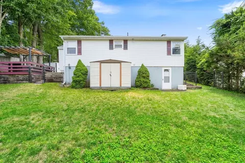37 Angelo St, Worcester, MA 01604 photo 3