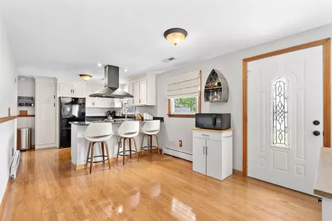 37 Angelo St, Worcester, MA 01604 photo 14