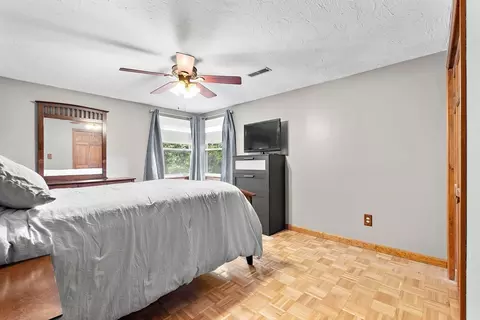 37 Angelo St, Worcester, MA 01604 photo 26