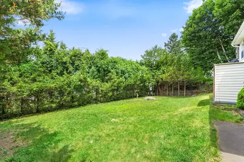 37 Angelo St, Worcester, MA 01604 photo 40