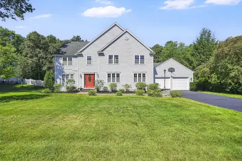 990 Frank Smith Rd, Longmeadow, MA 01106