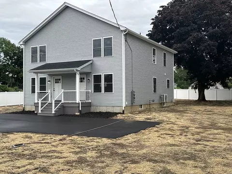 437-439 Chicopee St, Chicopee, MA 01013 photo 3