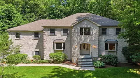 331 Prospect St, Framingham, MA 01701