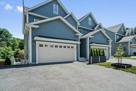 492 Hamilton St, Worcester, MA 01604