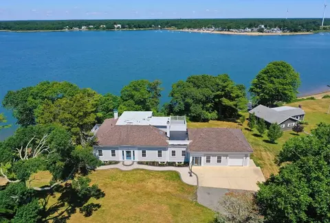54 Arlington Dr, Bourne, MA 02532